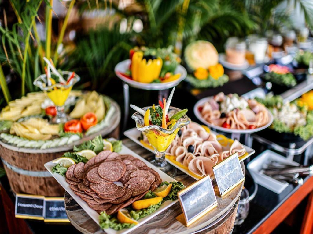 Ngwe Saung Yacht Club & Resort Ngwesaung Buitenkant foto