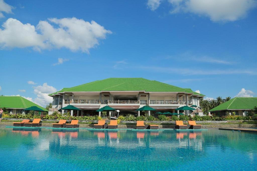 Ngwe Saung Yacht Club & Resort Ngwesaung Buitenkant foto